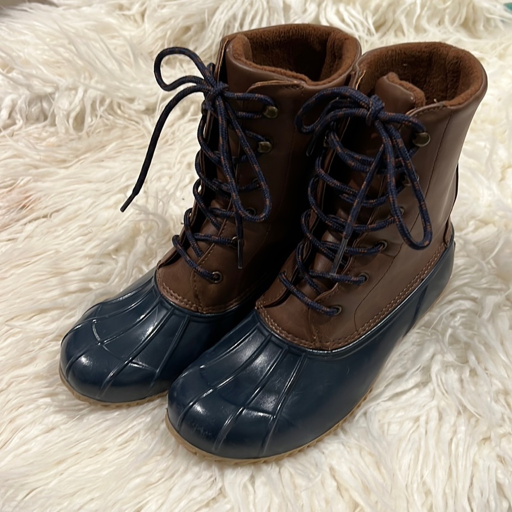 Women’s London fog duck boots size 6 snow/ rain